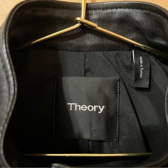 Theory | Bavewick Lamb Leather Stretch Crop Moto Jacket Black Size XS (Size P) - Picture 4 of 15